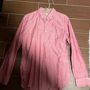 BANANA REPUBLIC HERITAGE MEN’S BUTTON DOWN- Medium